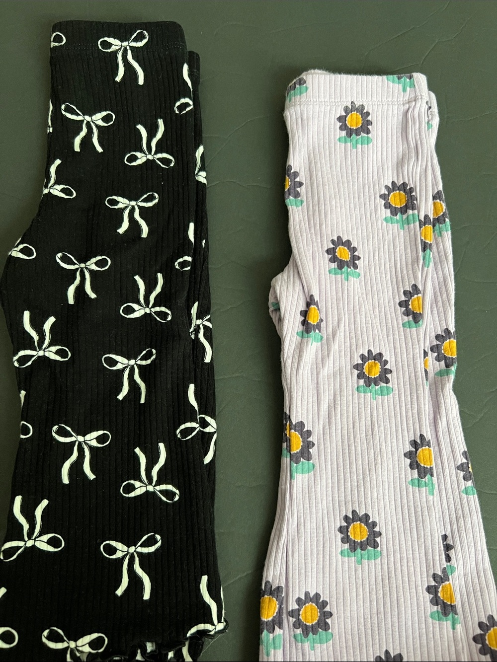 jumping beans Black Bow & Light Gray Daisy Ribbed Tights